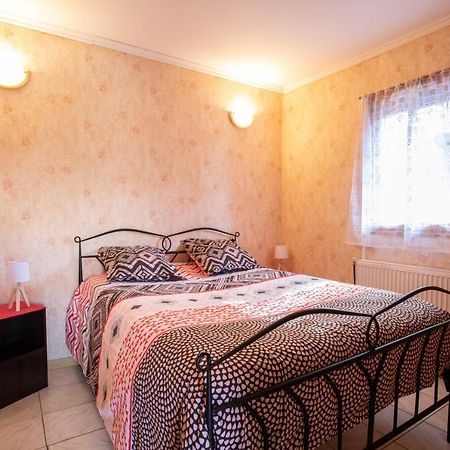 La Durance - 1 Chambre Terrasse Et Jardin Lägenhet Saint-André-dʼEmbrun Exteriör bild