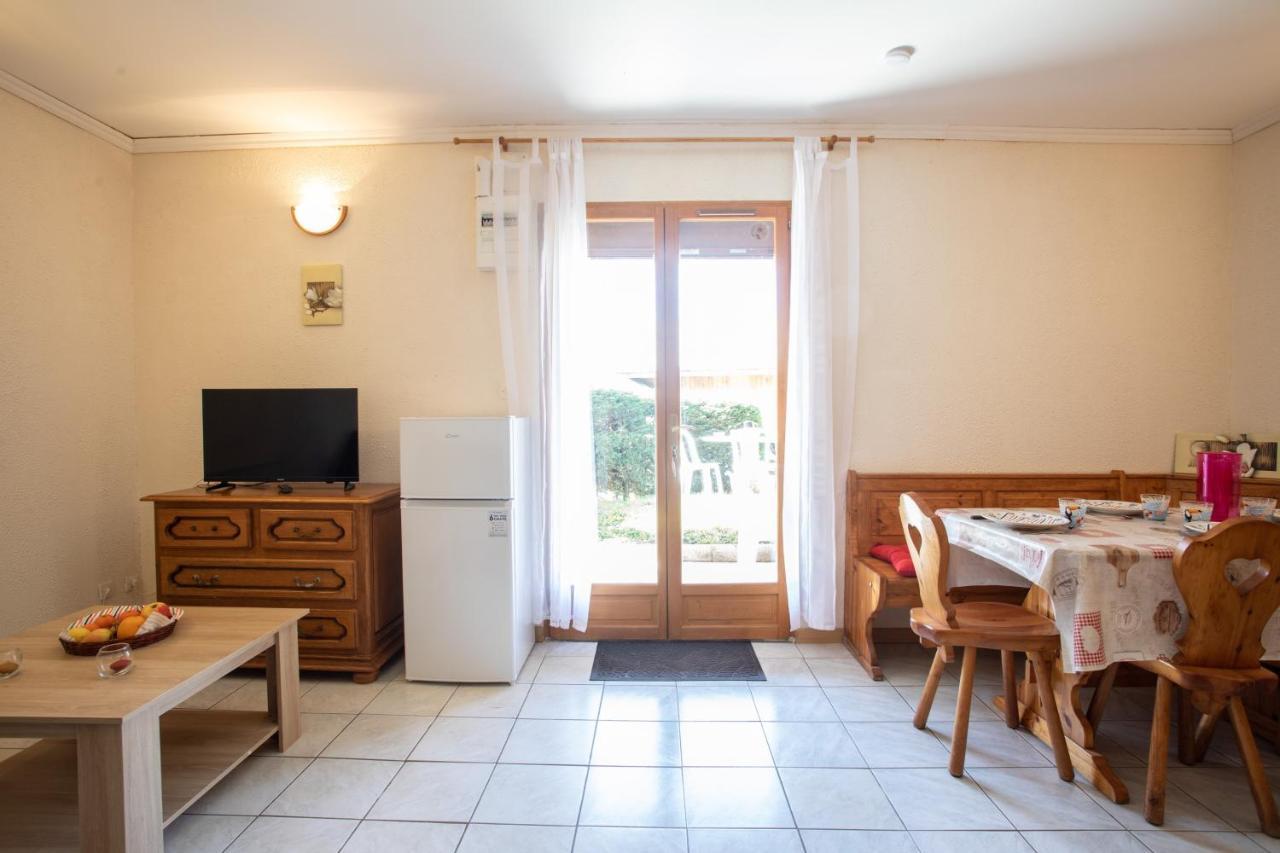 La Durance - 1 Chambre Terrasse Et Jardin Lägenhet Saint-André-dʼEmbrun Exteriör bild
